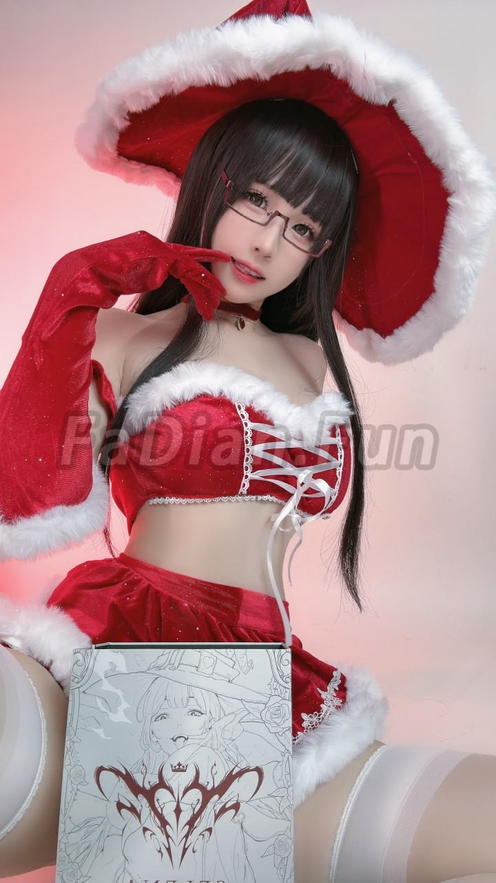 miko 圣诞魔女[45P]